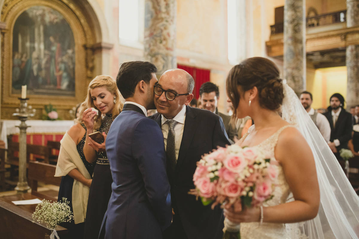 Casamento Quinta do Vale, Santo Antao do Tojal, Loures, Portugal entrada noiva cerimonia igreja