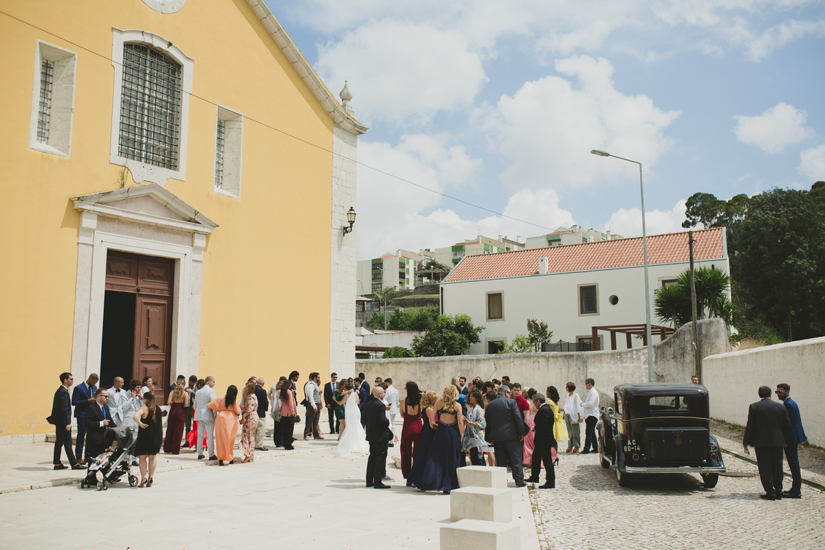 Casamento Quinta do Vale, Santo Antao do Tojal, Loures, Portugal  cerimonia igreja saida noivos
