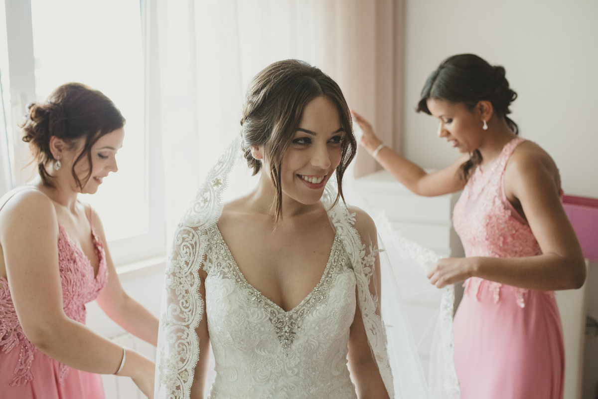 Casamento Quinta do Vale, Santo Antao do Tojal, Loures, Portugal preparação noiva damas de honor vestido
