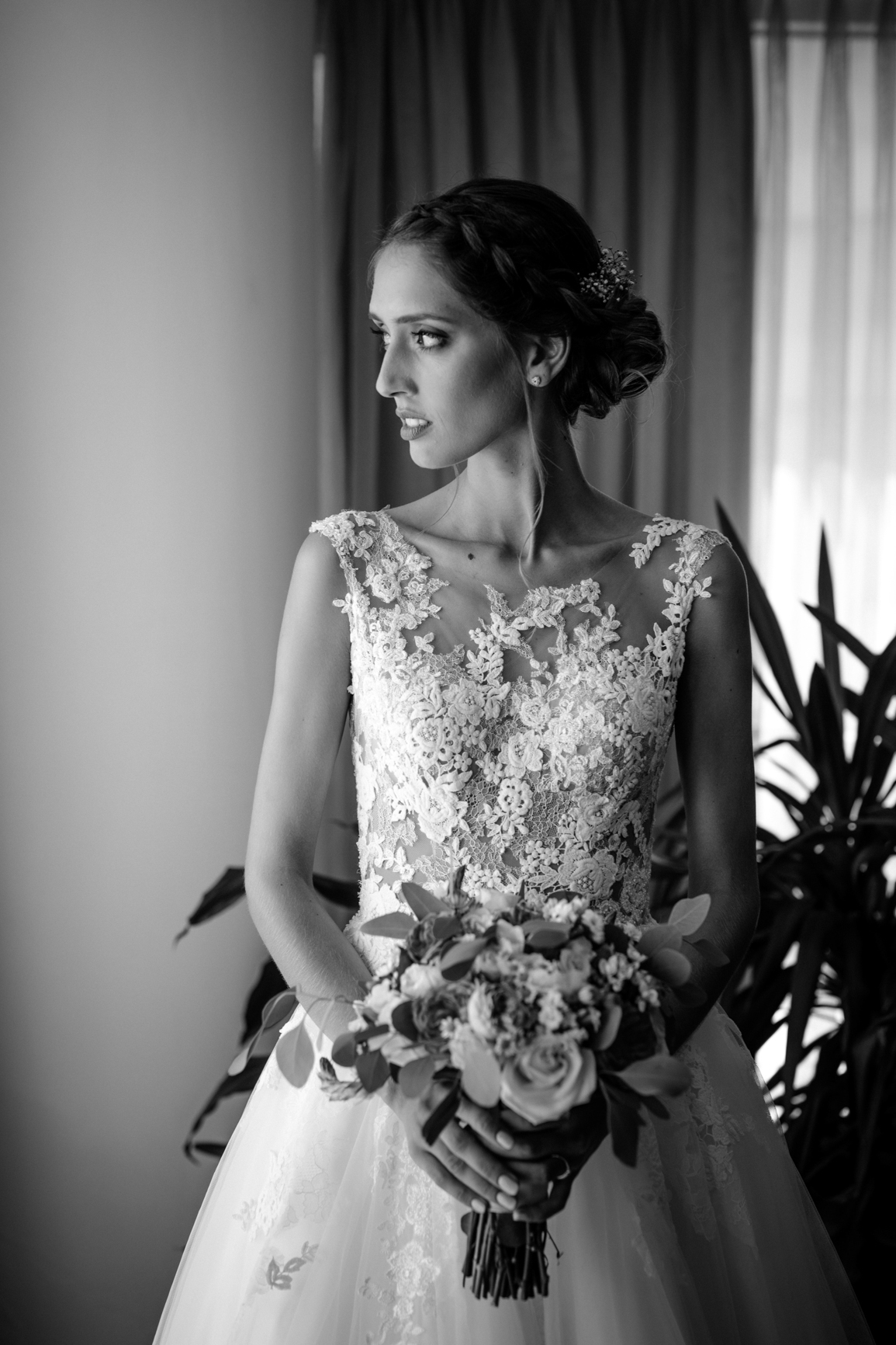 Casamento Quinta Marques da Serra Alenquer Portugal Noiva Cabelo penteado Ines Salsinha maquilhagem rita amorim vestido pronovias