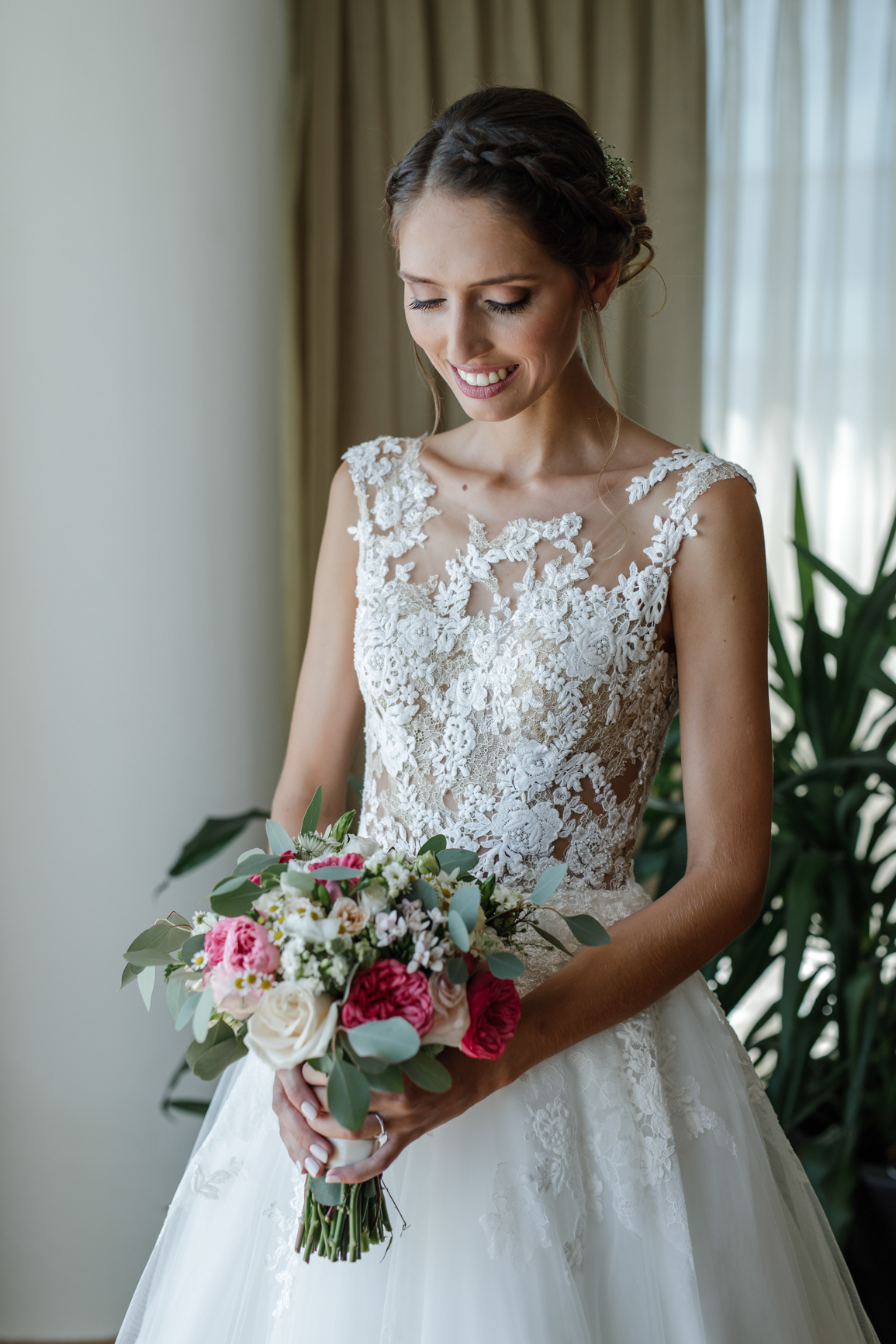 Casamento Quinta Marques da Serra Alenquer Portugal Noiva Cabelo penteado Ines Salsinha maquilhagem rita amorim vestido pronovias