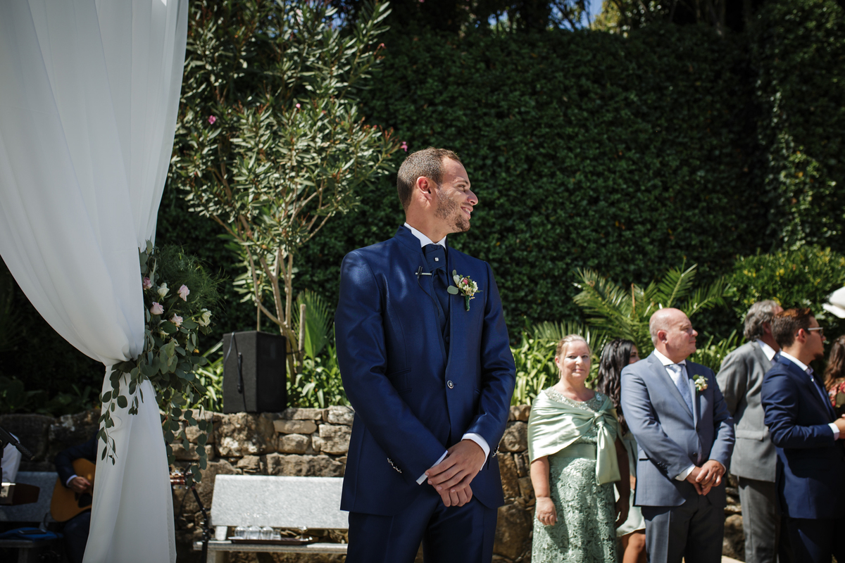 Casamento Quinta Marques da Serra Alenquer Portugal Noivo cerimonia entrada noiva