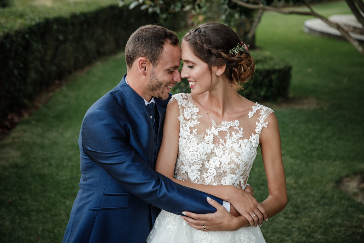 Casamento Quinta Marques da Serra Alenquer Portugal Noiva Cabelo penteado Ines Salsinha maquilhagem rita amorim vestido pronovias sessao noivos