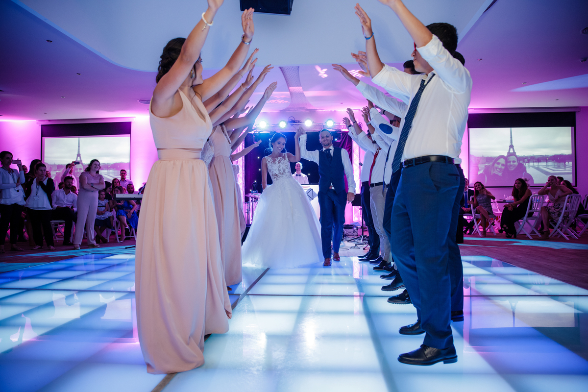 Casamento Quinta Marques da Serra Alenquer Portugal Noiva Cabelo penteado Ines Salsinha maquilhagem rita amorim vestido pronovias noivos festa dança noiva damas de honor