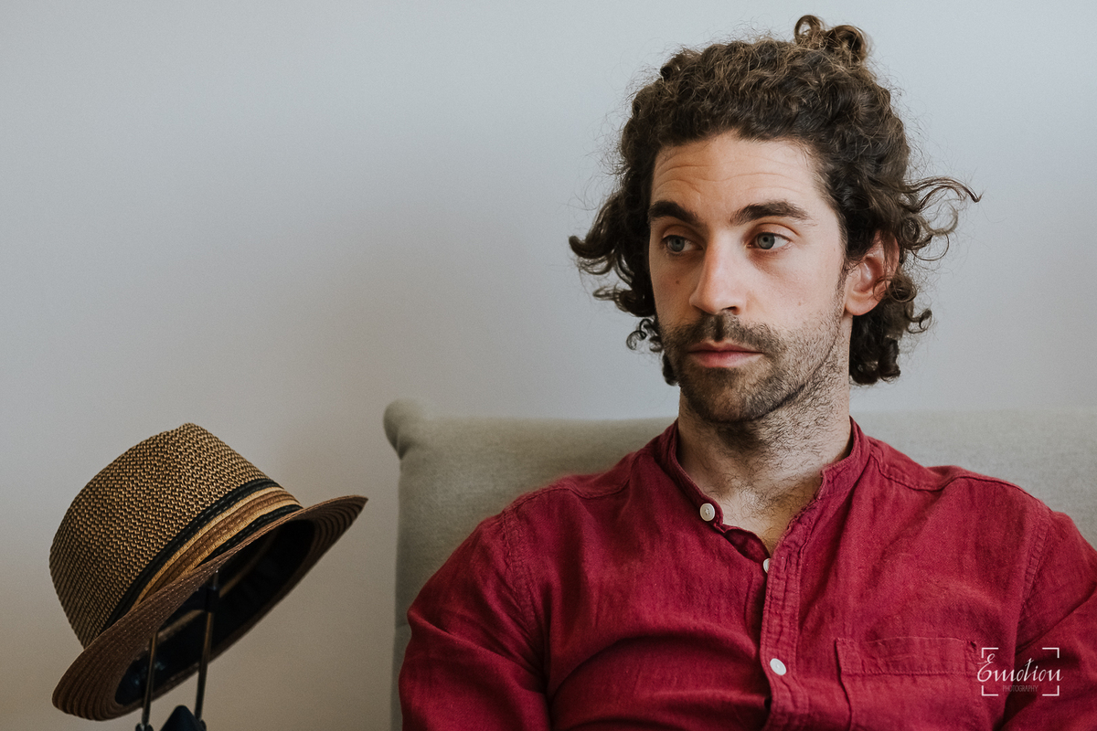 Fotógrafo de casamentos em Coimbra, Leiria, Aveiro.
Fotografia documental de casamento. Fotografia com emoção, paixão e sem poses. Imagens verdadeiras e cheias de amor.
Fotografamos em todo o país. Sessão Solteiros em Coimbra.