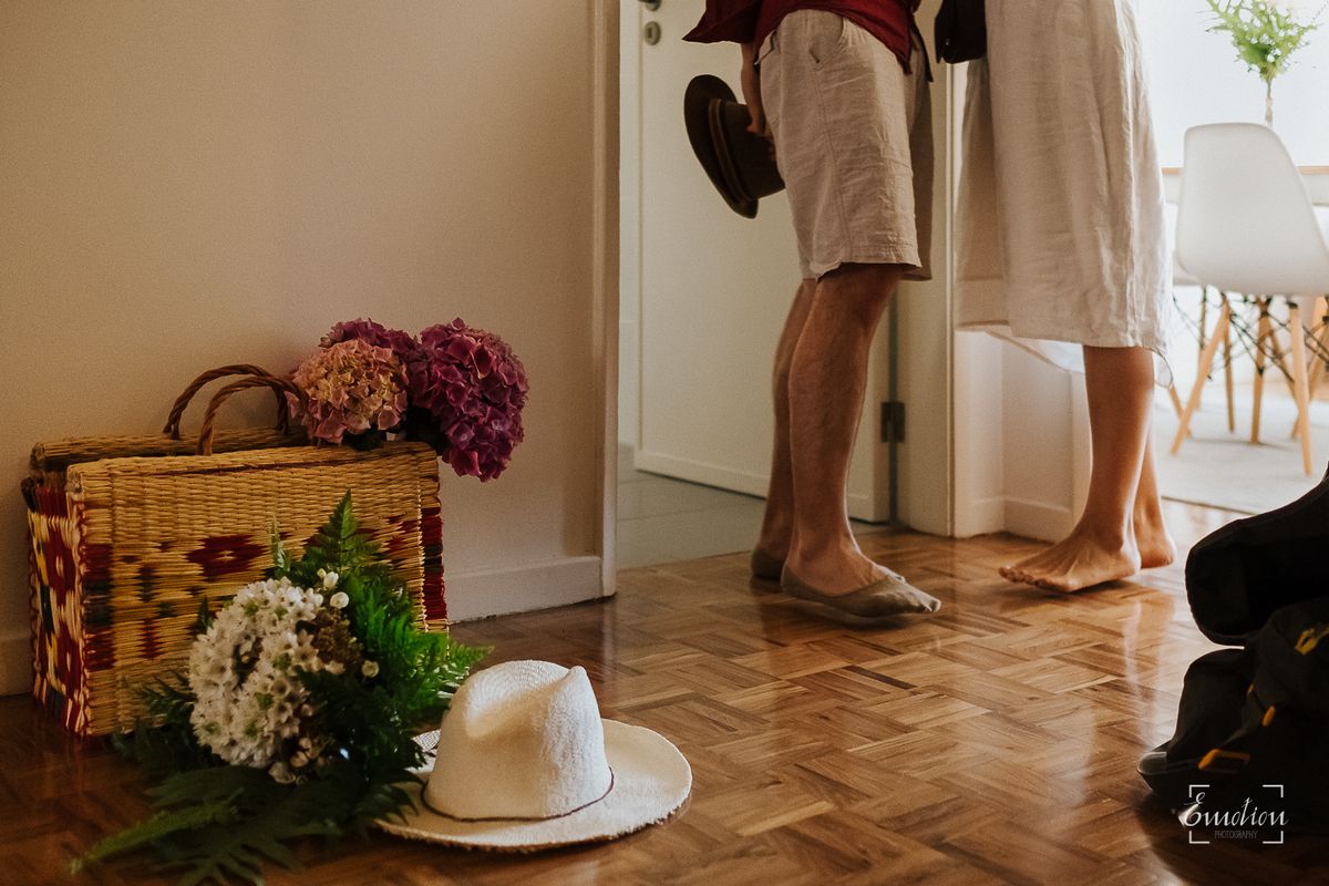 Fotógrafo de casamentos em Coimbra, Leiria, Aveiro.
Fotografia documental de casamento. Fotografia com emoção, paixão e sem poses. Imagens verdadeiras e cheias de amor.
Fotografamos em todo o país. Sessão Solteiros em Coimbra.