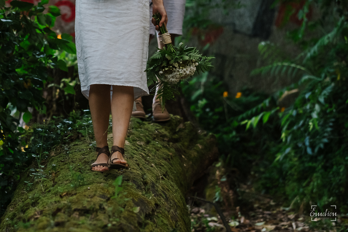 Fotógrafo de casamentos em Coimbra, Leiria, Aveiro.
Fotografia documental de casamento. Fotografia com emoção, paixão e sem poses. Imagens verdadeiras e cheias de amor.
Fotografamos em todo o país. Sessão Solteiros em Coimbra.