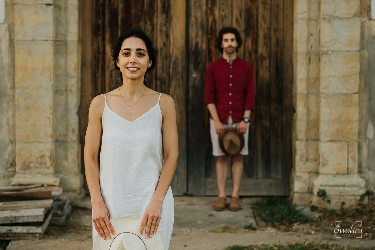Fotógrafo de casamentos em Coimbra, Leiria, Aveiro.
Fotografia documental de casamento. Fotografia com emoção, paixão e sem poses. Imagens verdadeiras e cheias de amor.
Fotografamos em todo o país. Sessão Solteiros em Coimbra.
