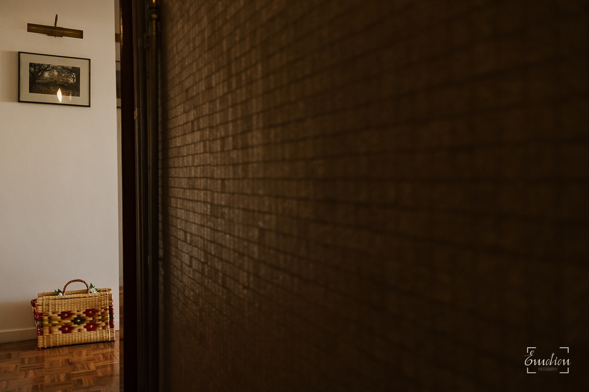 Fotógrafo de casamentos em Coimbra, Leiria, Aveiro.
Fotografia documental de casamento. Fotografia com emoção, paixão e sem poses. Imagens verdadeiras e cheias de amor.
Fotografamos em todo o país. Sessão Solteiros em Coimbra.