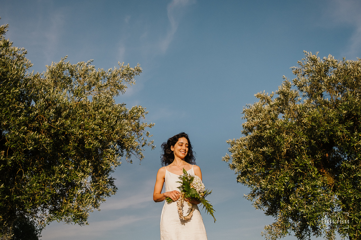 Fotógrafo de casamentos em Coimbra, Leiria, Aveiro.
Fotografia documental de casamento. Fotografia com emoção, paixão e sem poses. Imagens verdadeiras e cheias de amor.
Fotografamos em todo o país. Sessão Solteiros em Coimbra.