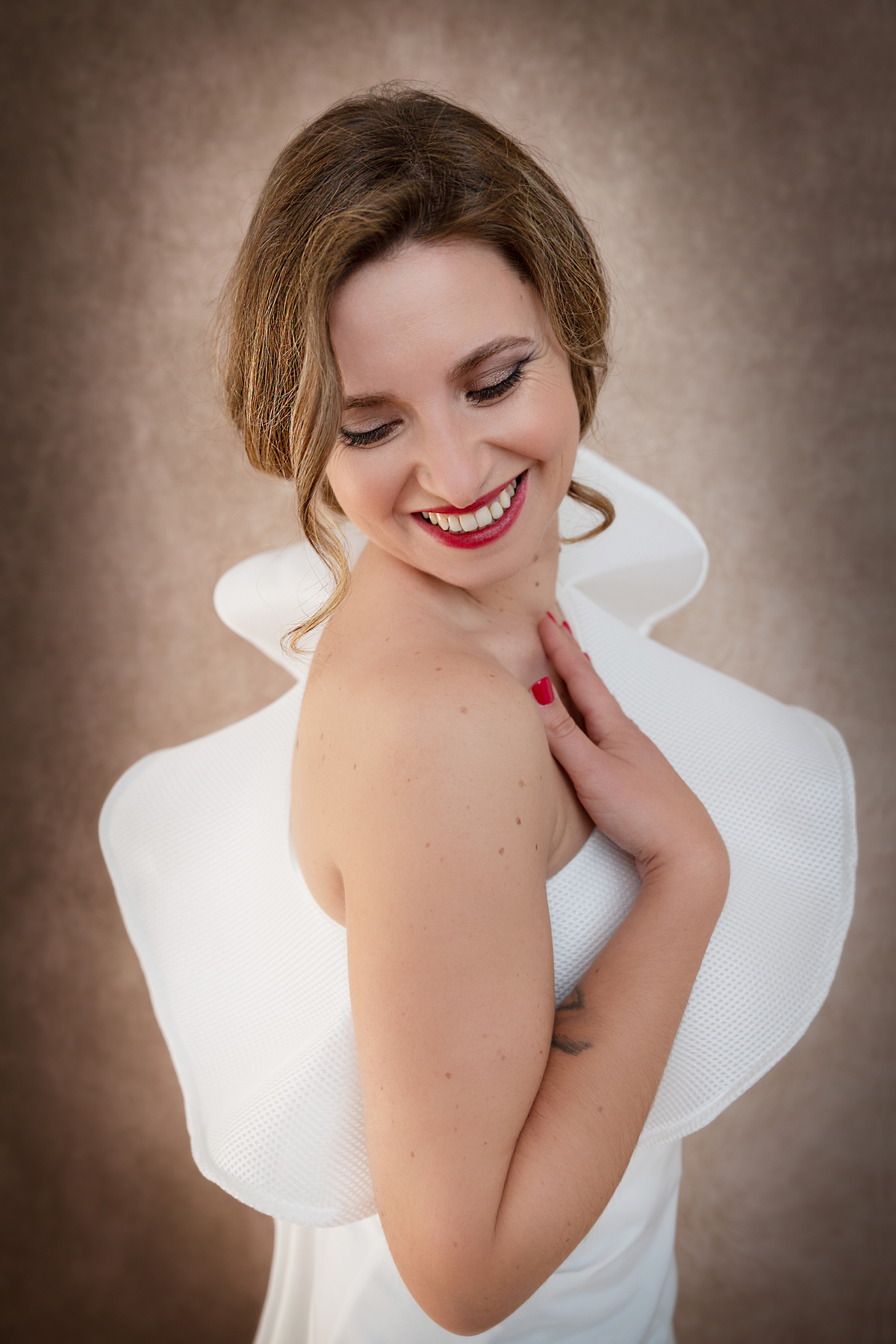 Fotografia de Retrato de beleza, para mulheres que pretendem aumentar a sua auto-estima, confiança e valorização pessoal. Fotografa especializada em retrato feminino, com estúdio em Cascais, Sintra, Lisboa, Portugal 