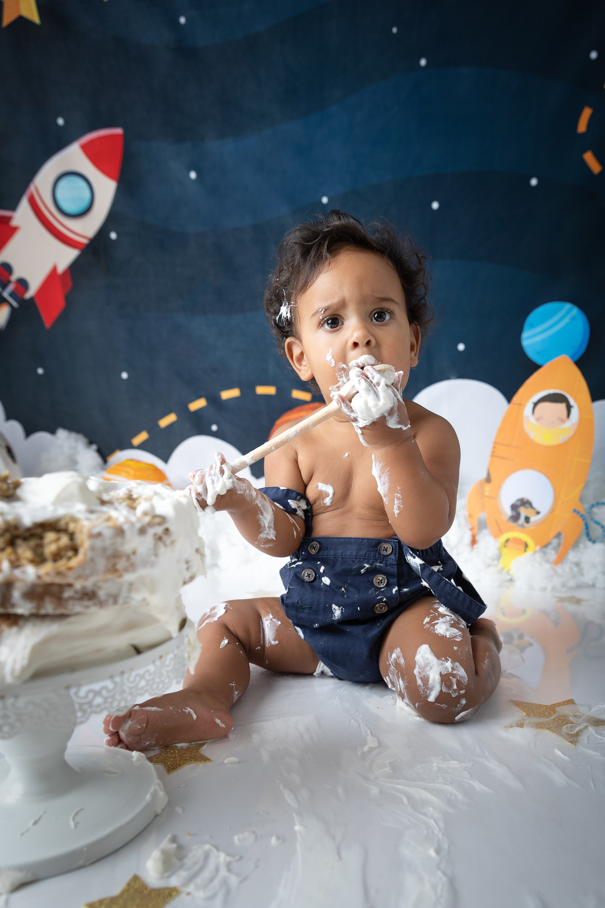 vamos comer bolo e celebrar o meu primeiro ano