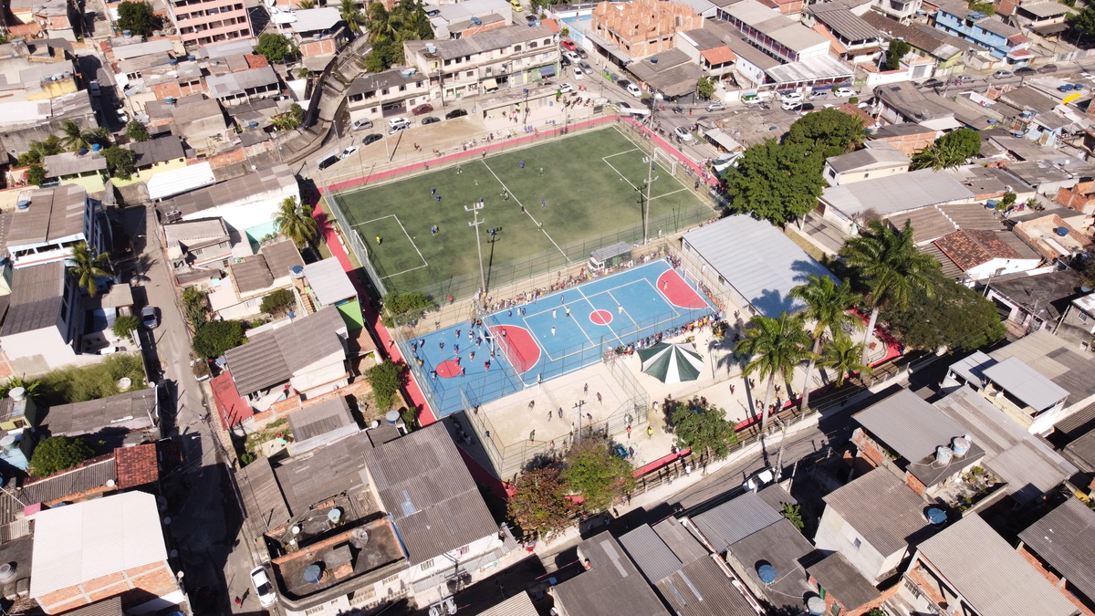 Várias quadras esportivas