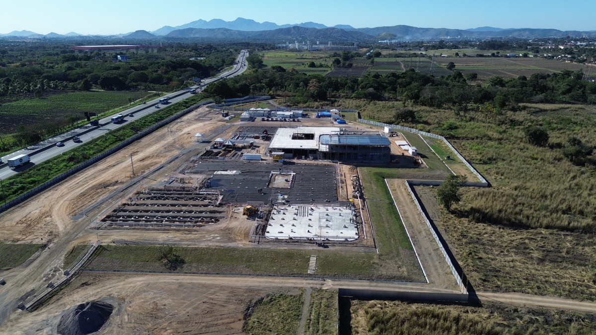 Escola em Construção