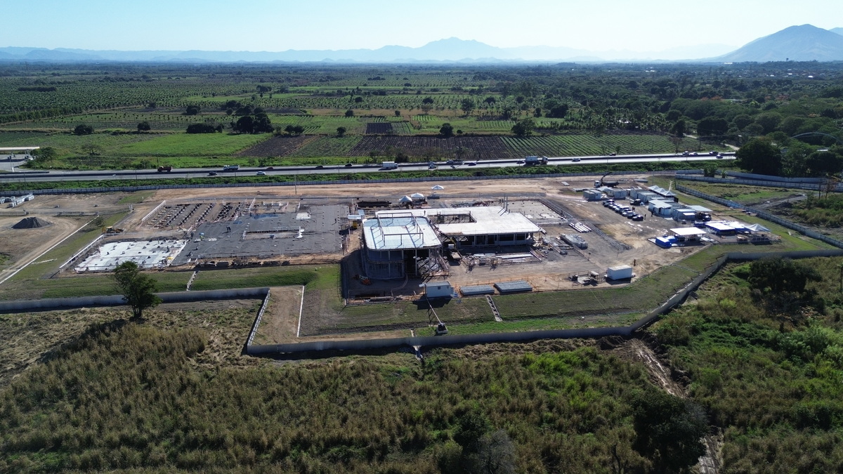 Escola em Construção
