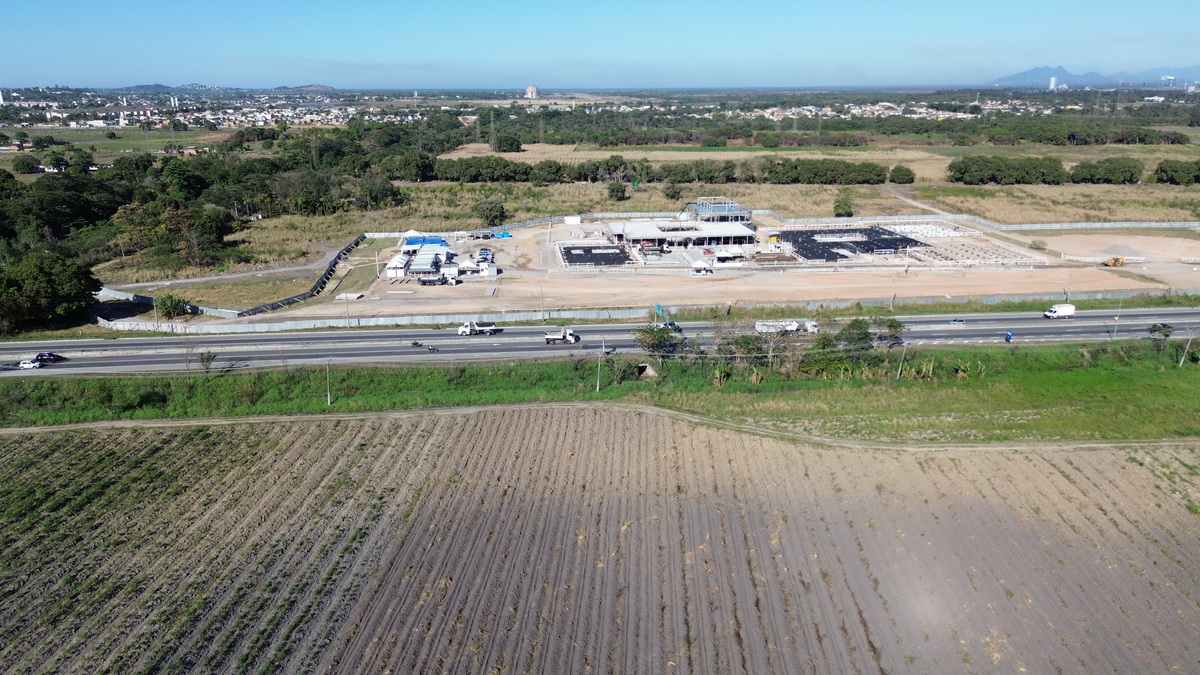 Escola em Construção