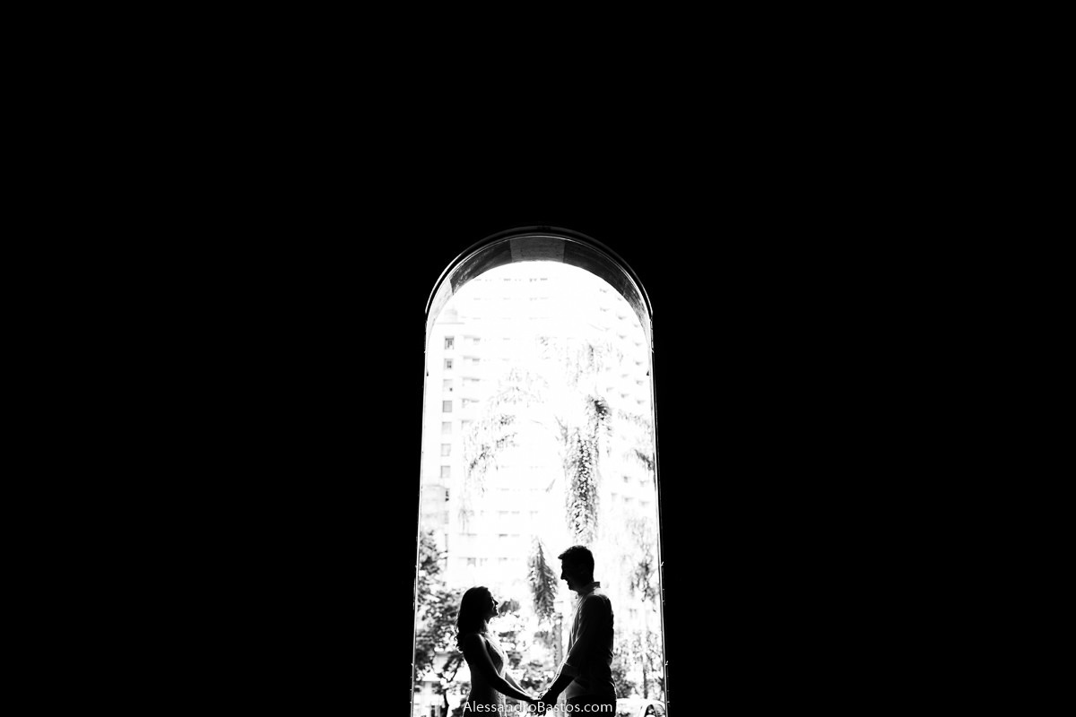 contra-luz nas fotos de noivos para casamento em bh fotografo pre-wedding pre-casamento