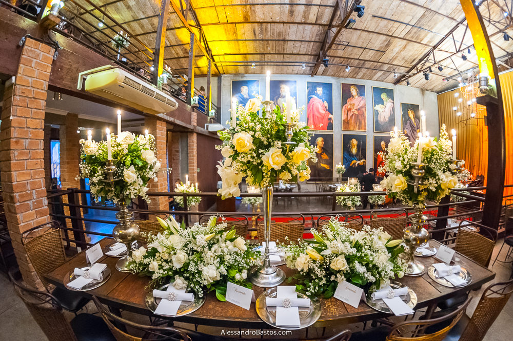 mesa dos convidados no caravaggio onde foi realizado o casamento da noiva Camila em janeiro deste ano
