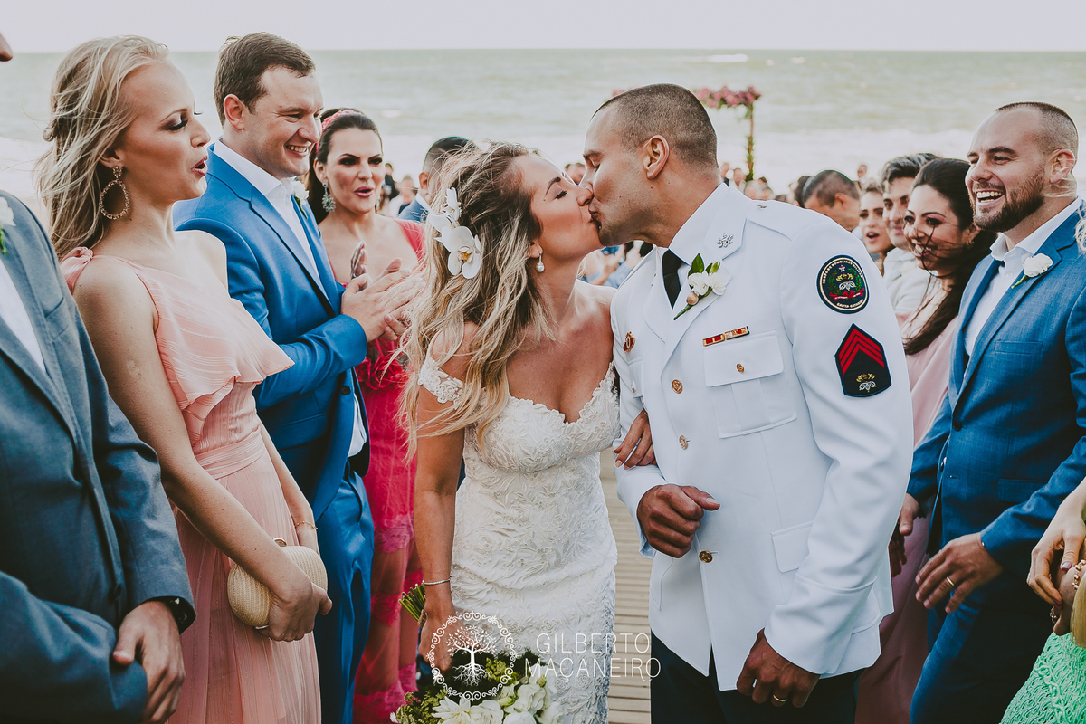 casamento na praia de bombeiro