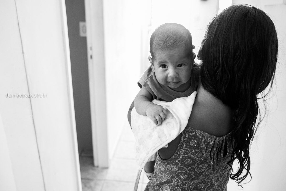 Lá vai Bianca dar uma volta com Ethan.