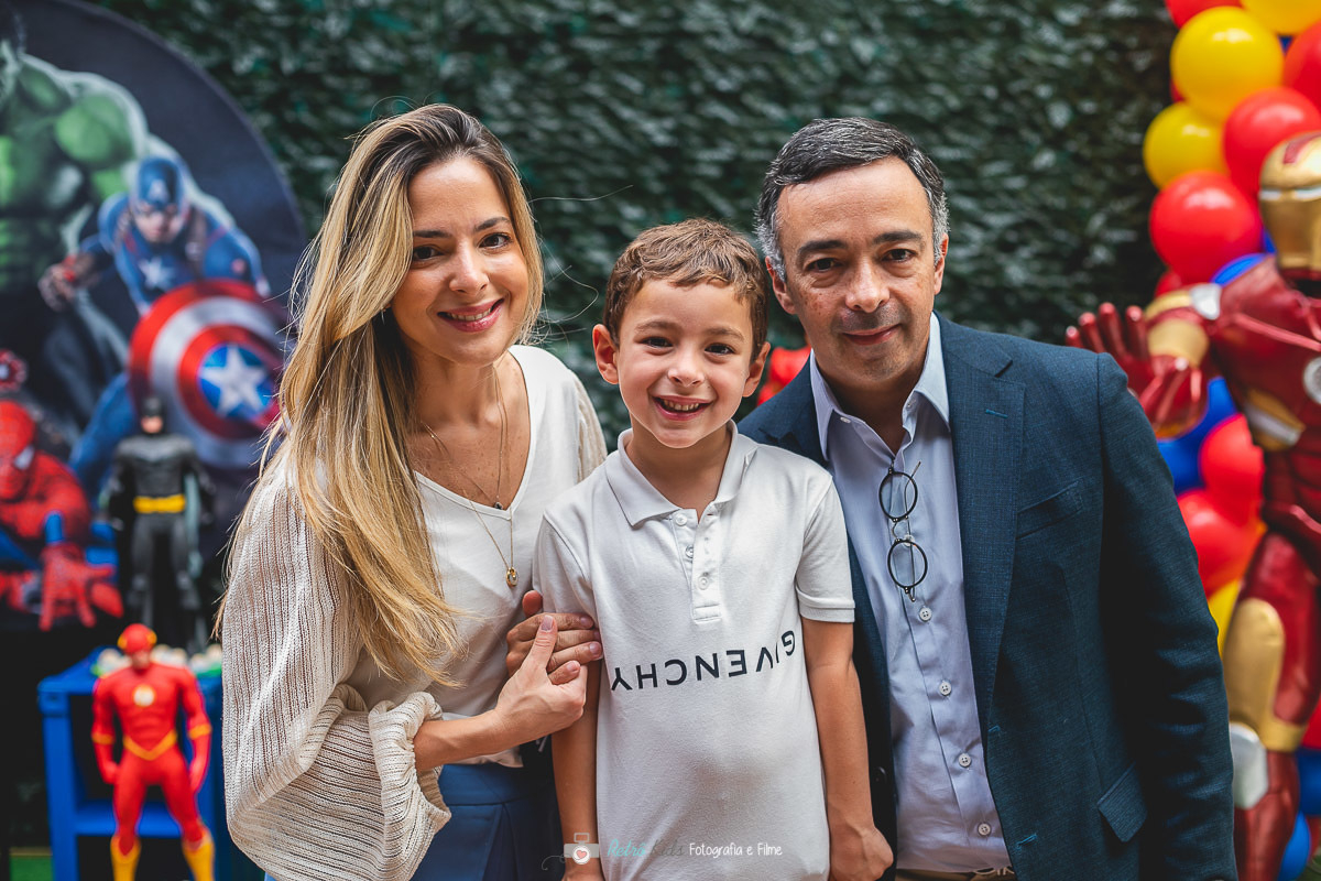 FOTOGRAFIA DE FAMILIA FESTA AVENGERS