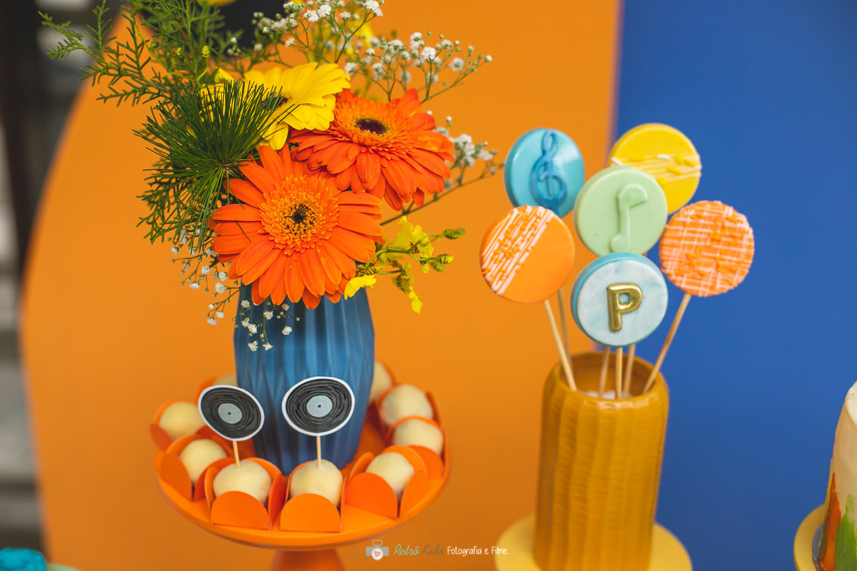 PERSONALIZADOS TEMA MUSICA