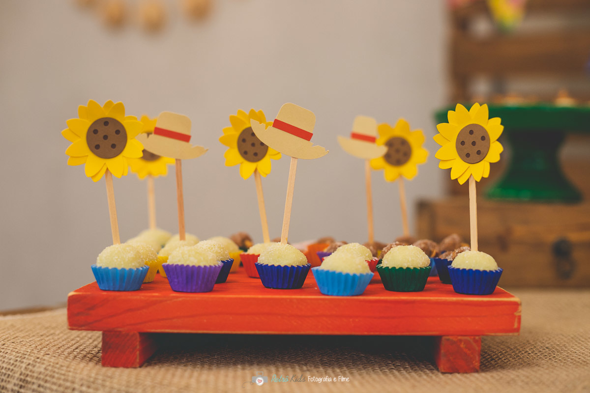 DOCINHOS DE FESTA INFANTIL FESTA JUNINA