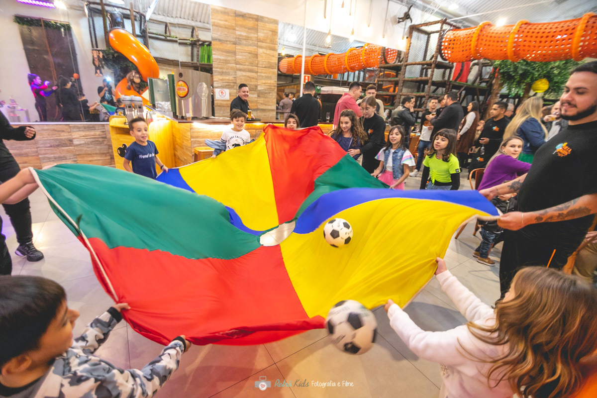 RECREAÇÃO DE FESTA INFANTIL