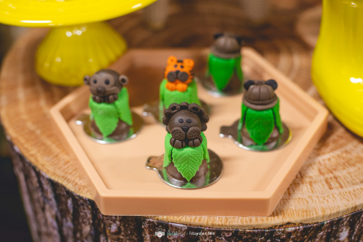 DOCES PERSONALIZADOS SAFARI