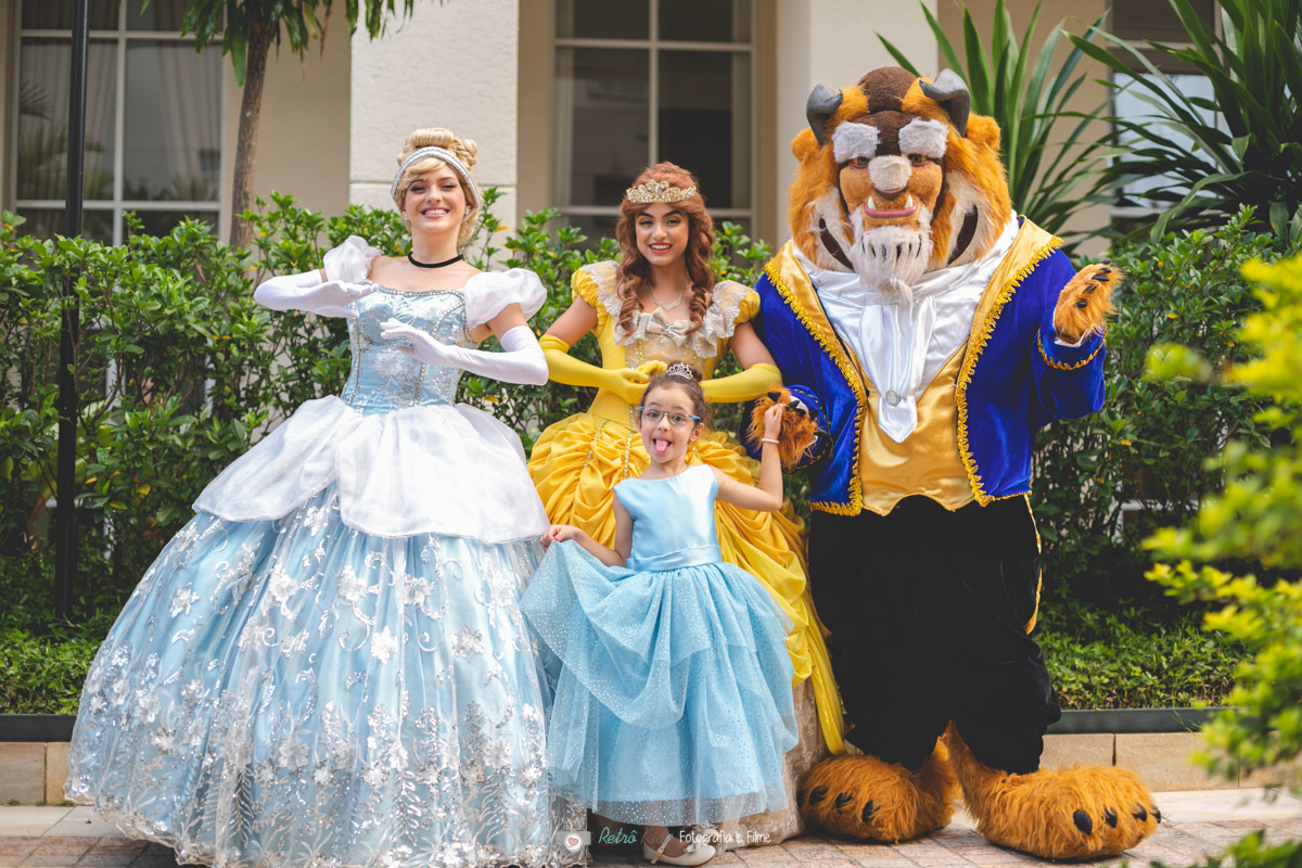 SHOW DOS PERSONAGENS EM FESTA INFANTIL