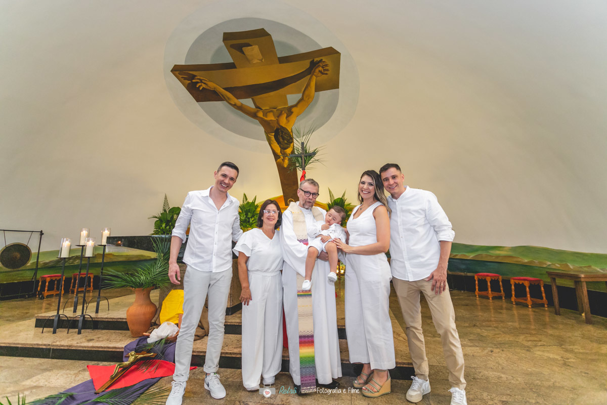 BATIZADO MENINO FAMÍLIA