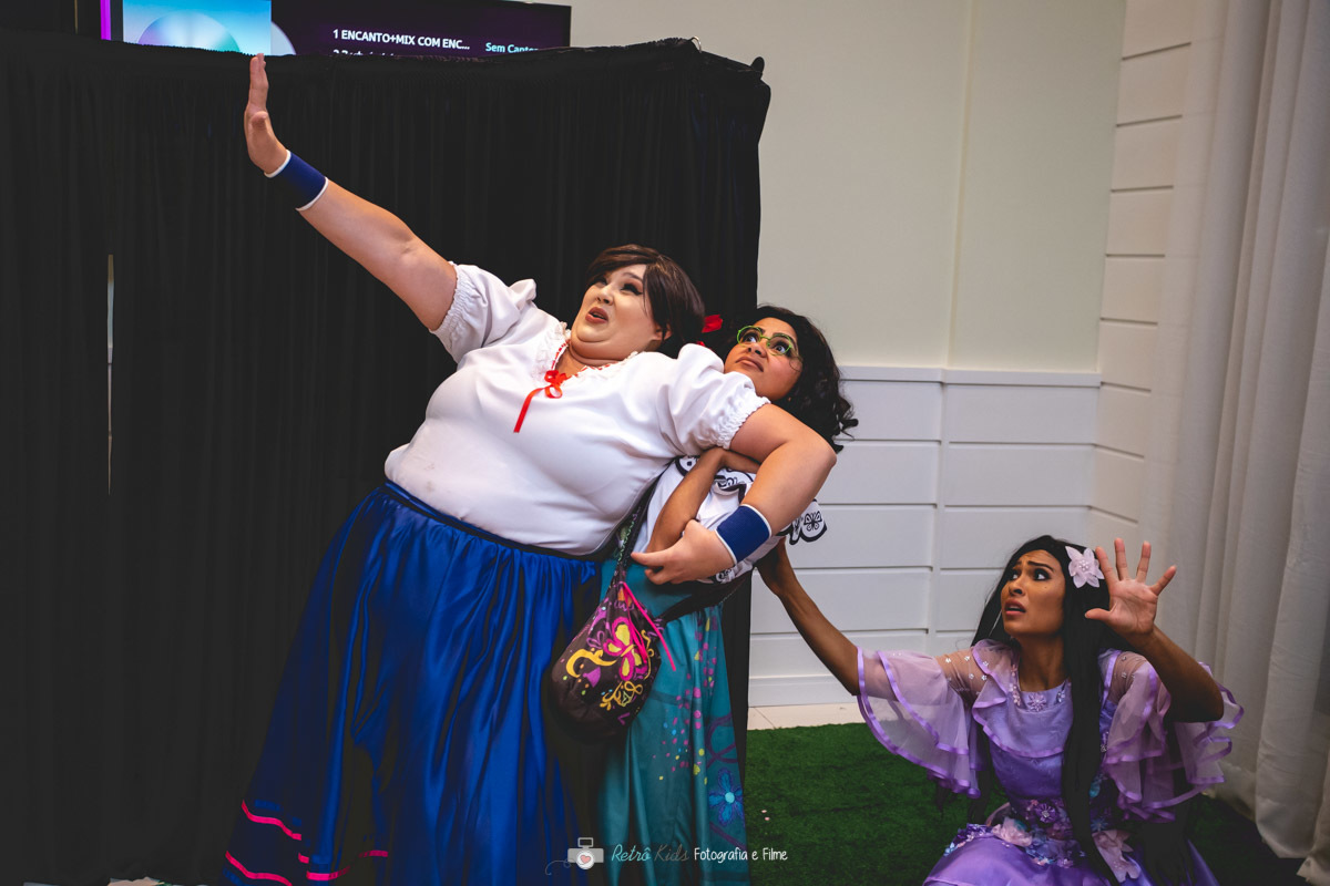 SHOW DE PERSONAGENS FESTA INFANTIL