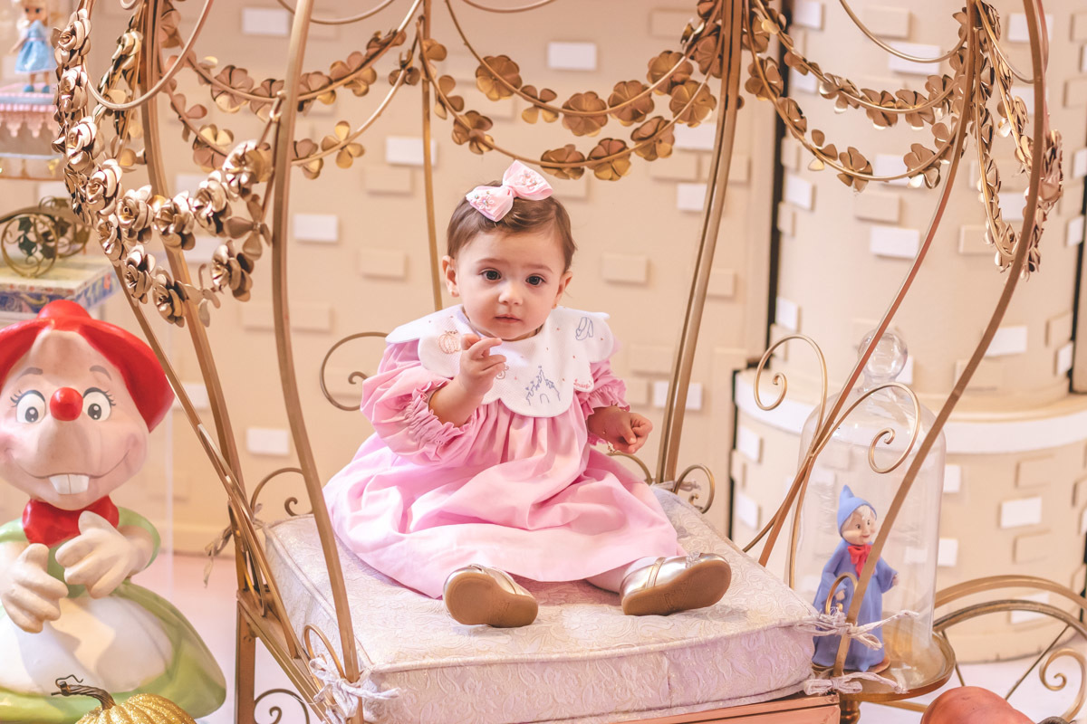 FESTA INFANTIL DA CINDERELA NO PRAÇA PITANGUEIRA