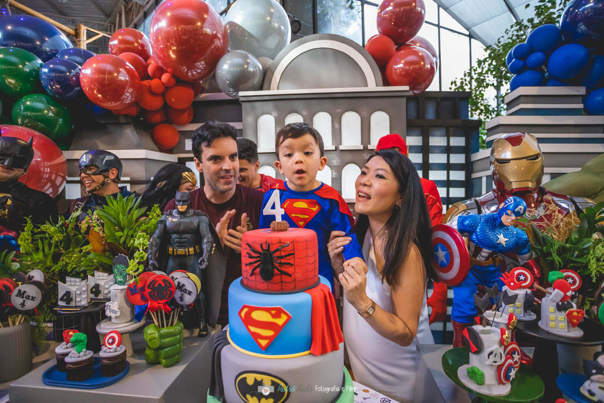 PARABENS NA PRAÇA PITANGUEIRA EM MOEMA SP