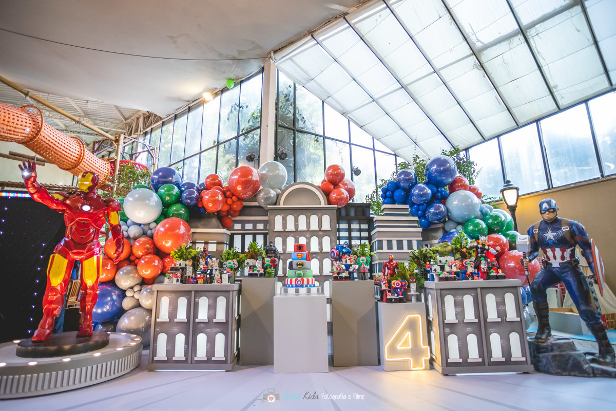 ´MESA PERSONALIZADA DOS SUPER HEROIS