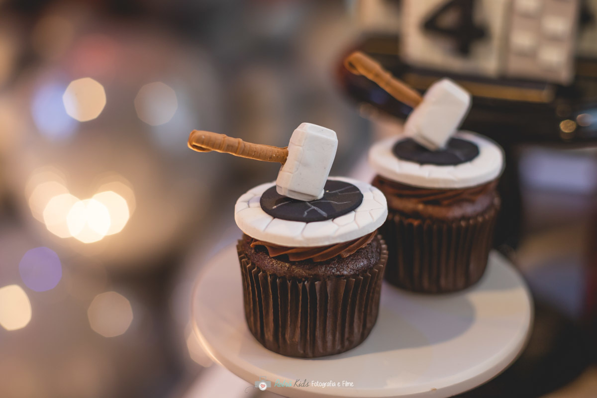 FESTA DOS SUPER HEROIS