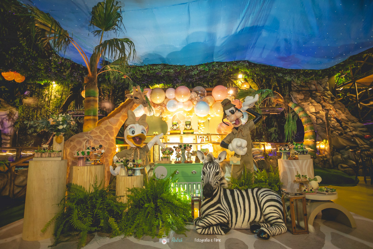 FESTA INFANTIL TEMA SAFARI