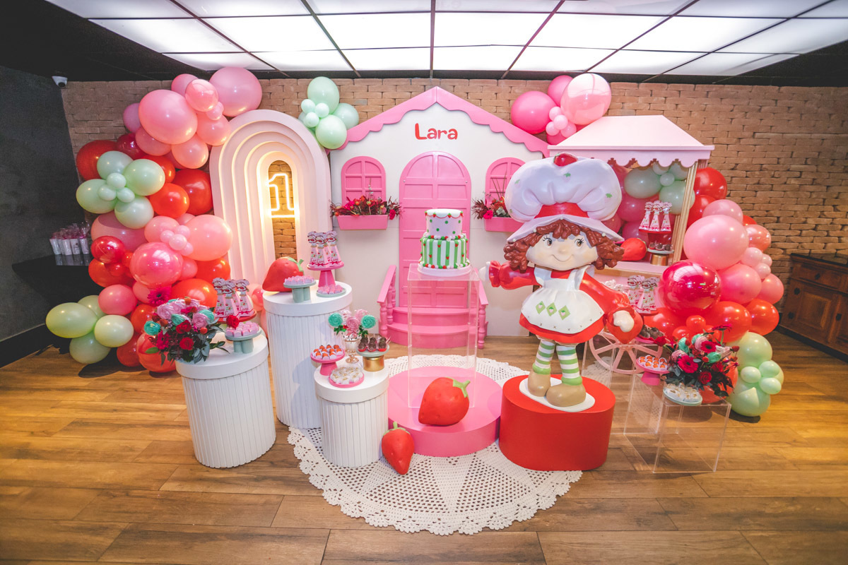 DECORAÇÃO FESTA INFANTIL MORANGUINHO