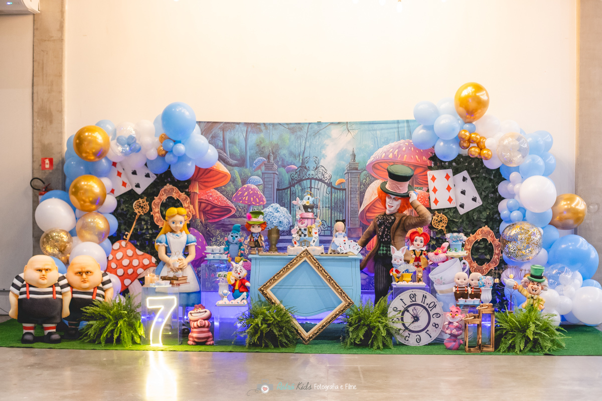 DECORAÇÃO ALICE NO PAÍS DAS MARAVILHAS
