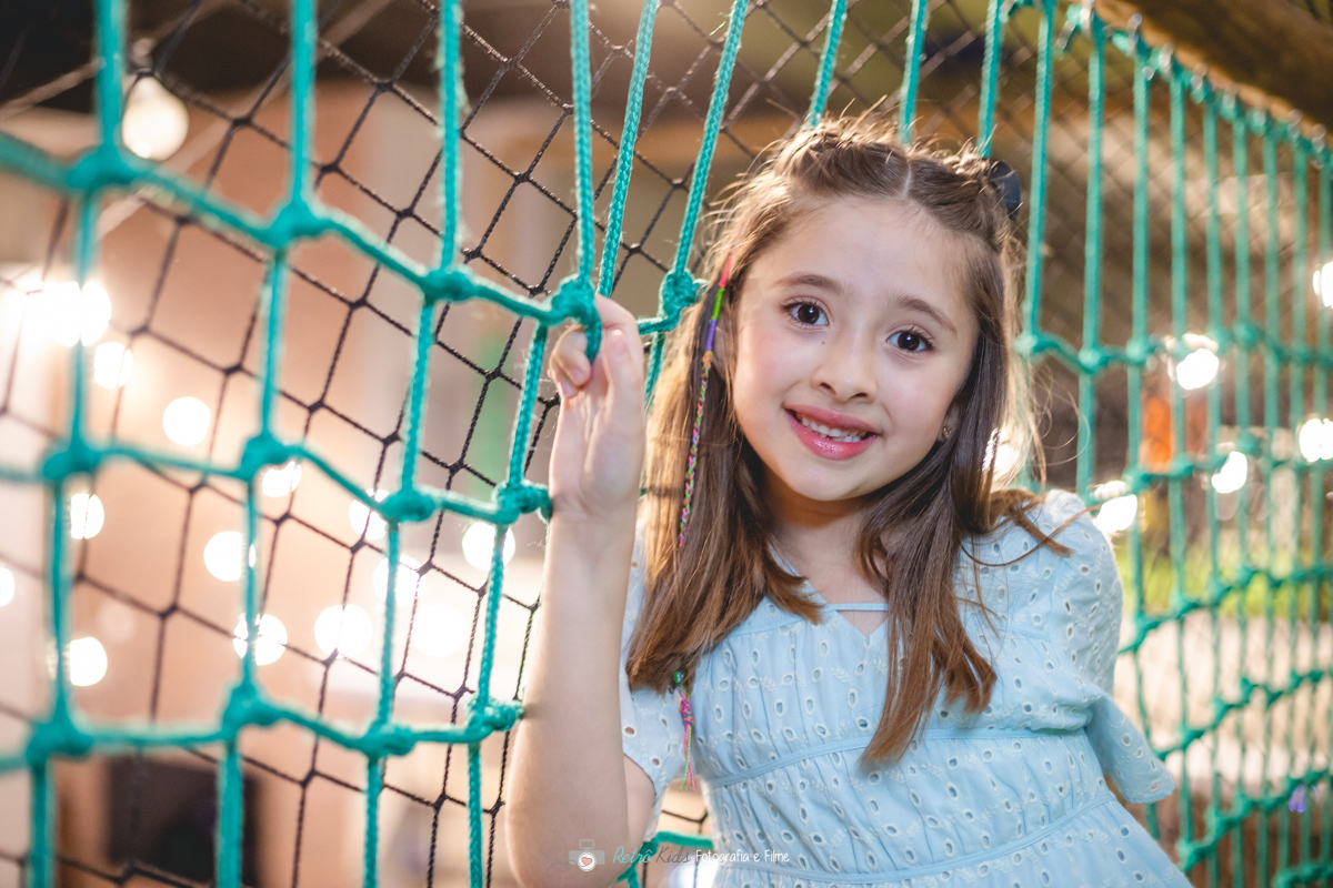 FESTA DA ALICE NO PAÍS DAS MARAVILHAS EM ALPHAVILLE