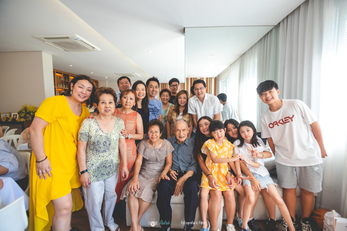 FESTA DE ADULTO PARA BODAS DE OURO