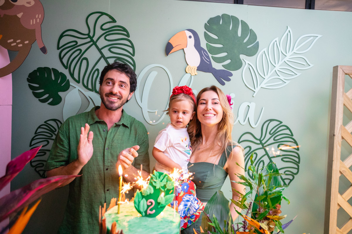 Hora do parabéns Festa em condomínio Perdizes São Paulo Fotografia de família