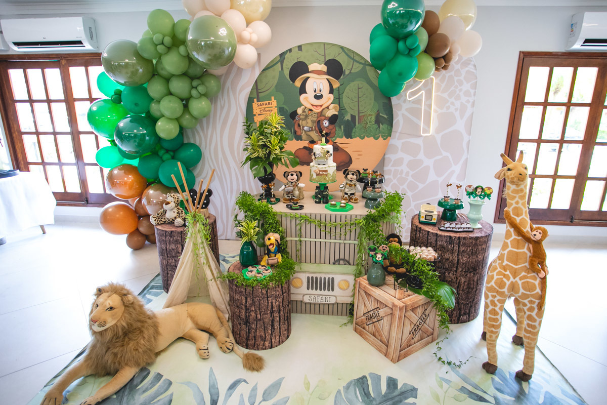 Foto Decoração festa tema Safari do Mickey Retrô Kids Fotografia