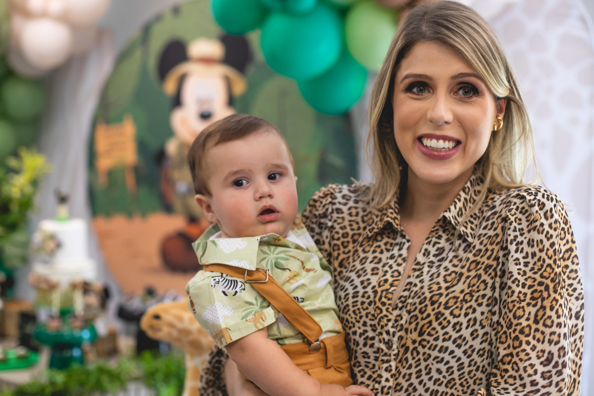 Surpresa chegada Mickey personagem em festa infantil Cotia SP fotografia para festa