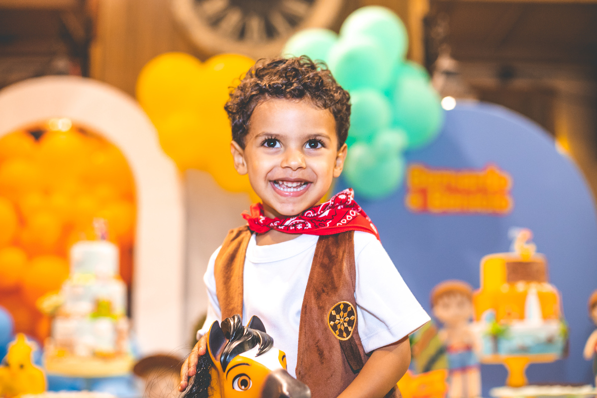 FESTA INFANTIL TEMA FAZENDINHA