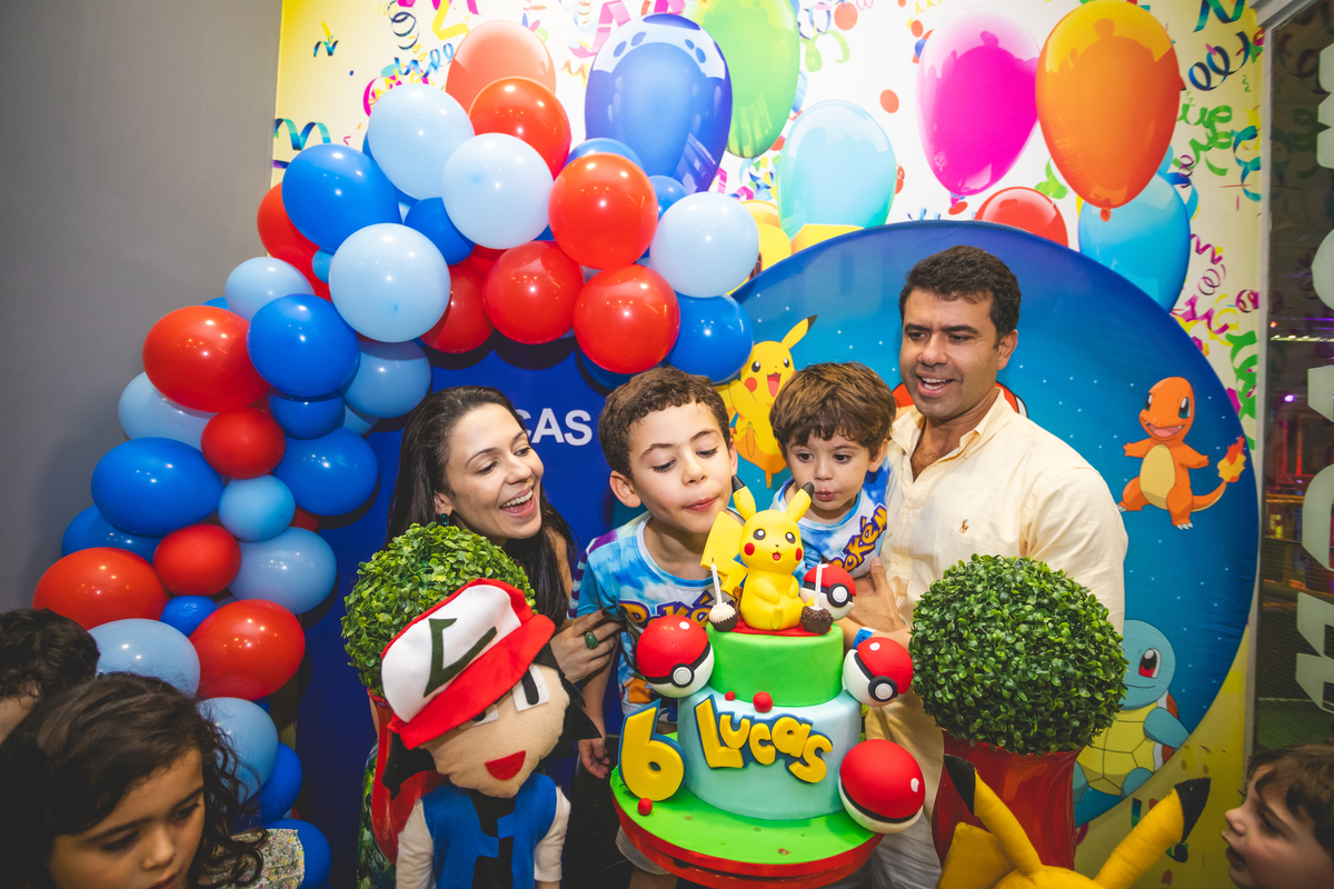 BOLO DE ANIVERSARIO POKEMON