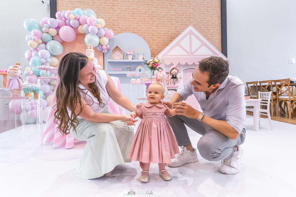 DECORAÇÃO BONECA ME TOO