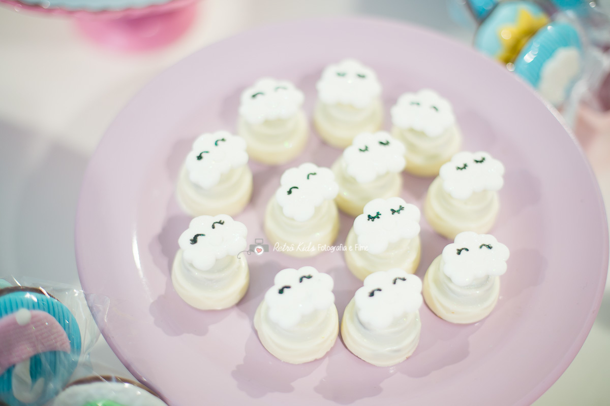 bombom decorado festa infantil tema chuva de amor