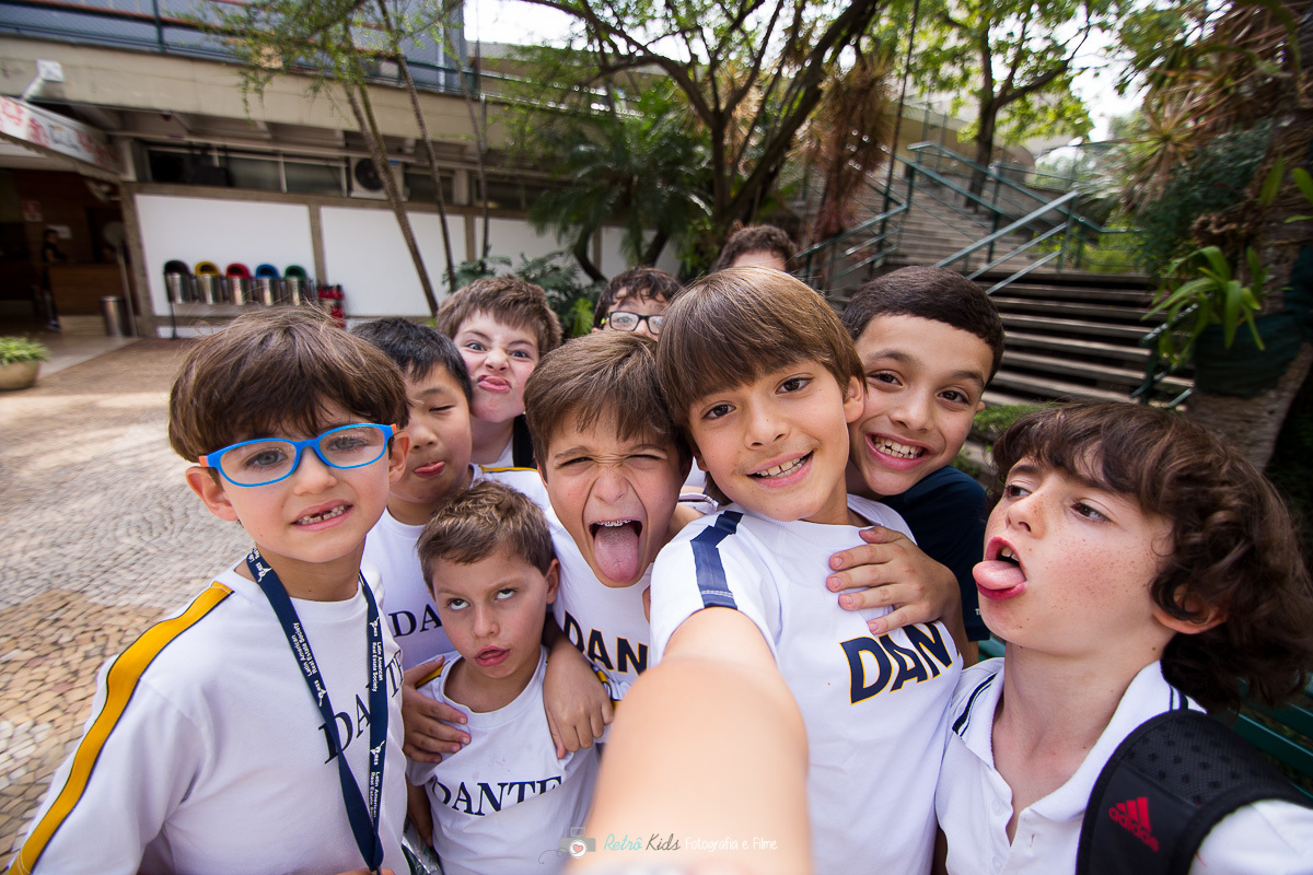 selfie dos amigos no clube