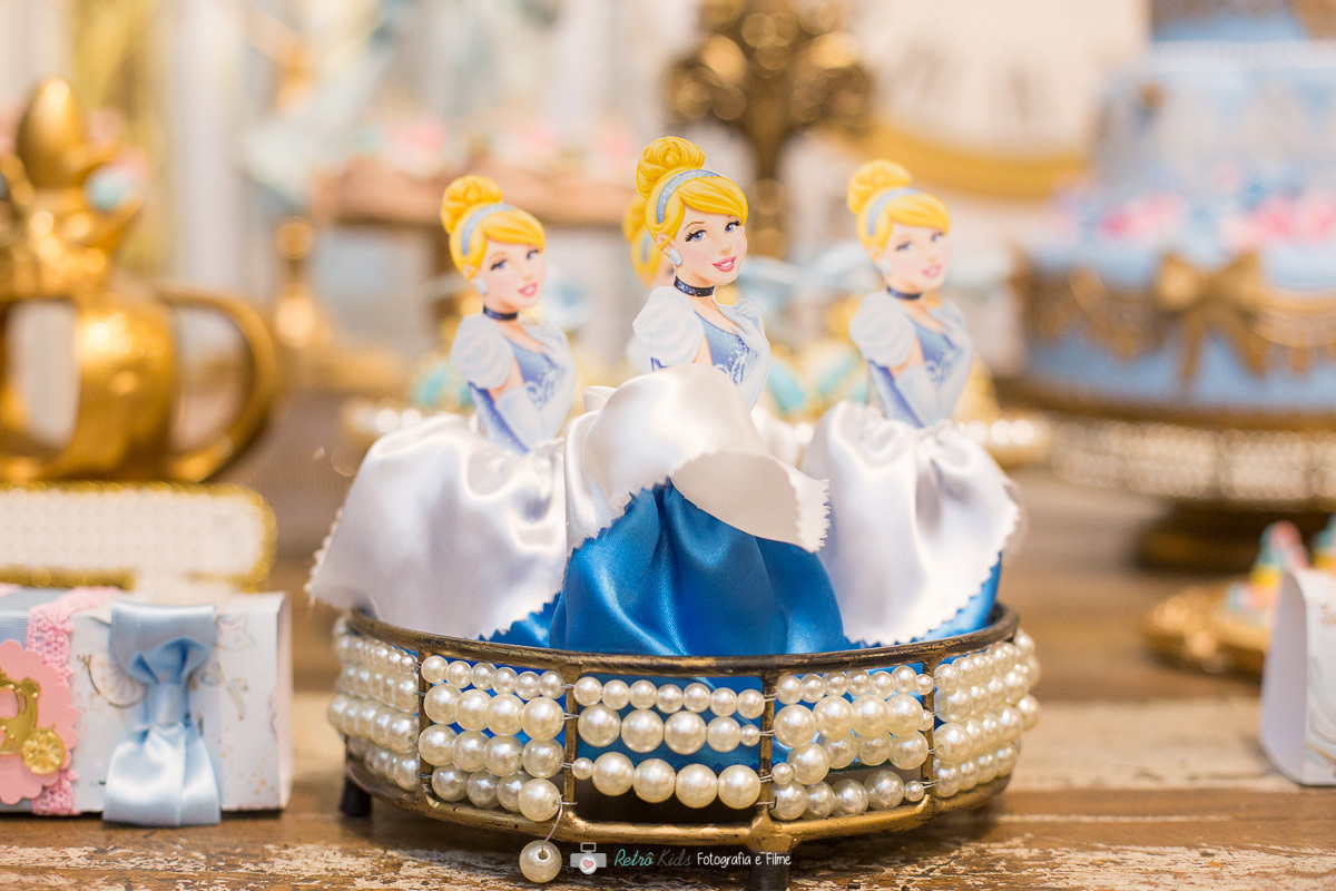 Decoração Cinderela na festa infantil da Letícia no Buffet Miniland Tatuapé SP